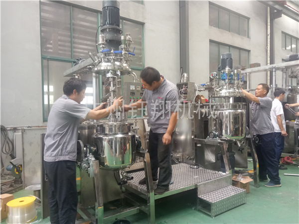 怎樣清潔洗潔精乳化機(jī)上面的污垢呢？【鈺翔】