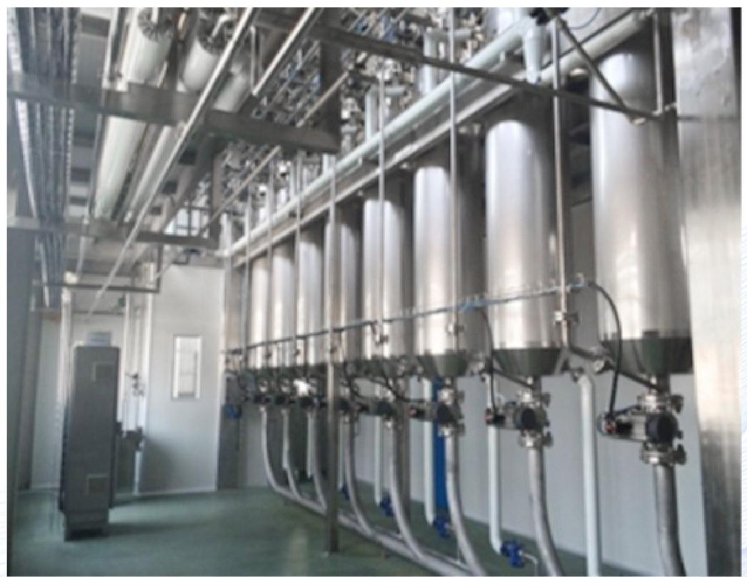 大型牛奶儲(chǔ)罐廠家生產(chǎn)線